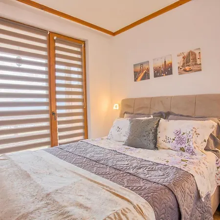 Lejlighed Two Stylish Apartments With Amazing View